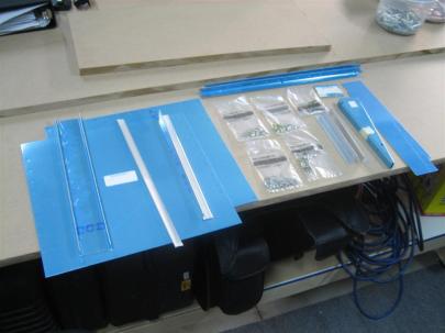 Everything that comes in the kit.